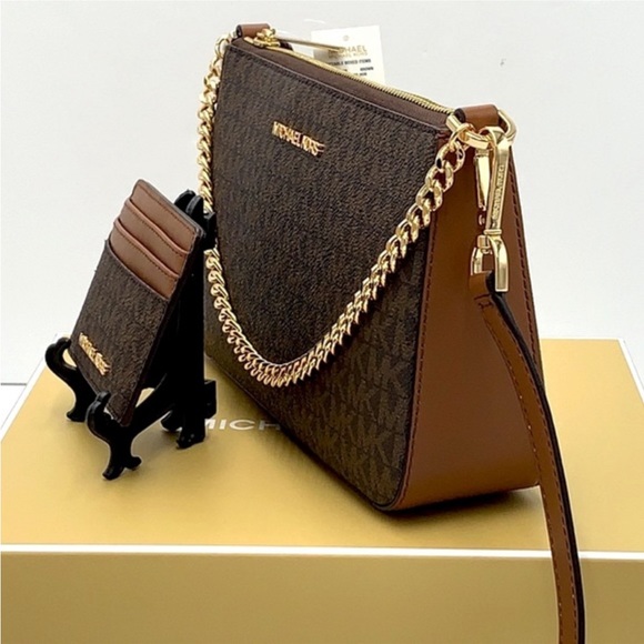 MICHAEL KORS GIFTABLE SHOULDER BAG & CARD HOLDER BOXED SET BROWN SIGNATURE COLOR - Picture 2 of 16